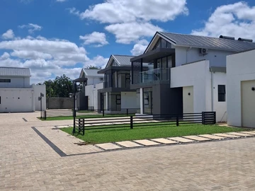 3 Bedroom Townhouse Complex