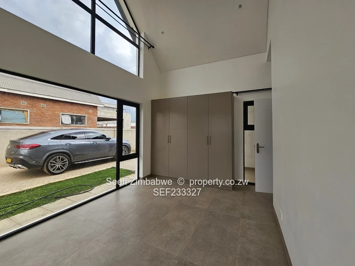 Executive Living at Pokugara Estate, Borrowdale West