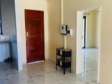 3 Bedroom Flat & Apartment