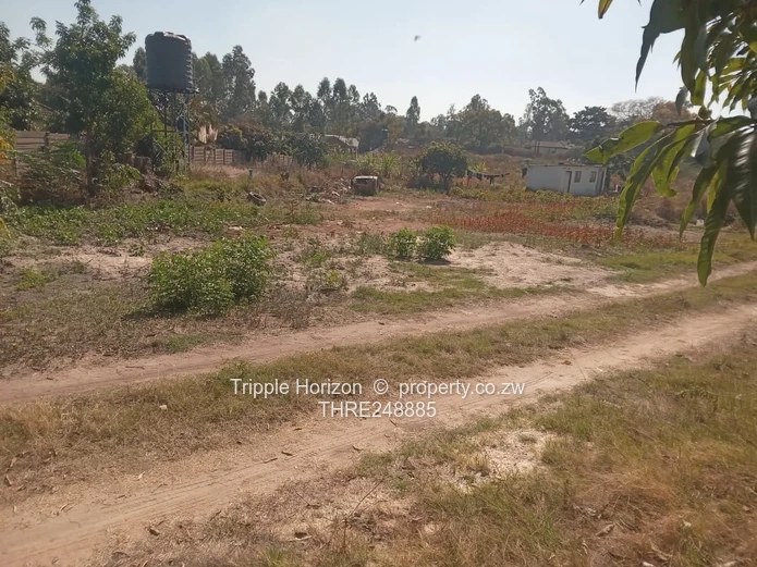 9,200m² Hatfield Land — Subdividable, Wall & Water