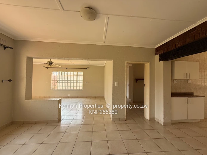 3 bedroom cluster unit available for rent 