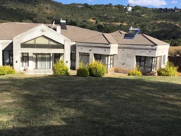6 Bedroom House