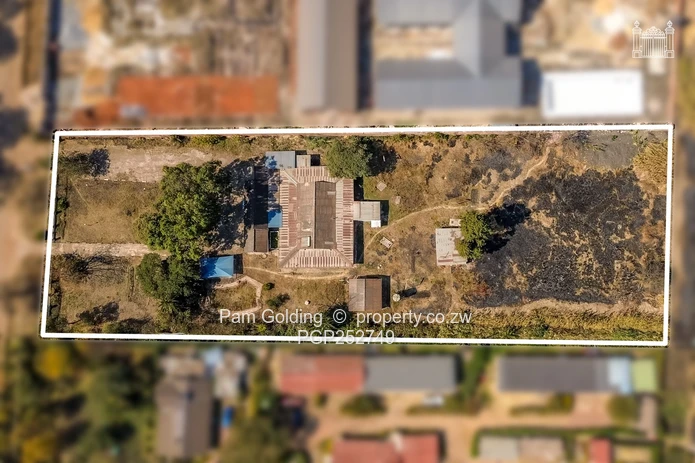 Former Medical Centre on 7300 square metres