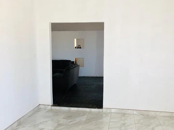 Farm & Agricultural Land