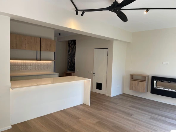 3 Bedroom Flat & Apartment