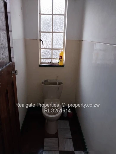 For Sale | Noevale, Zvishavane $100 000