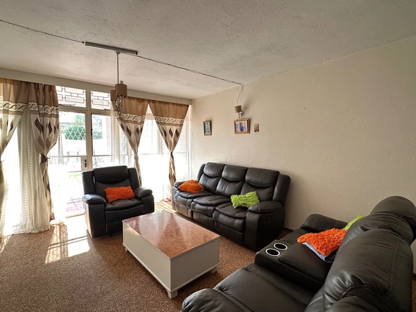 2 Bedroom Garden Flat