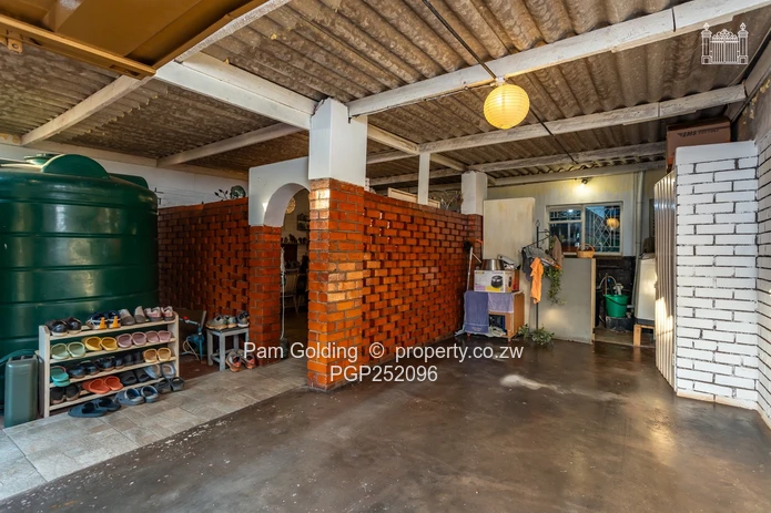 Charming 3 Bedroom Cottage/Garden Flat for Sale (Sole Mandate)