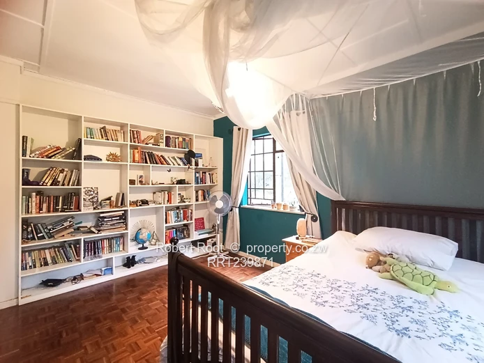 5 bed house to rent in Avondale - The Ridge