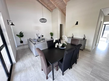 3 Bedroom Garden Flat