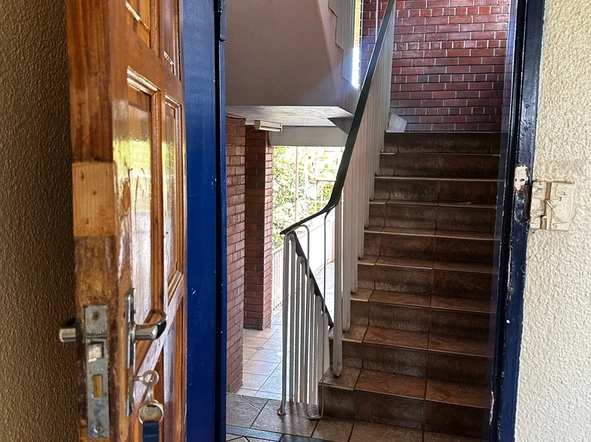 3 Bedroom Flat & Apartment