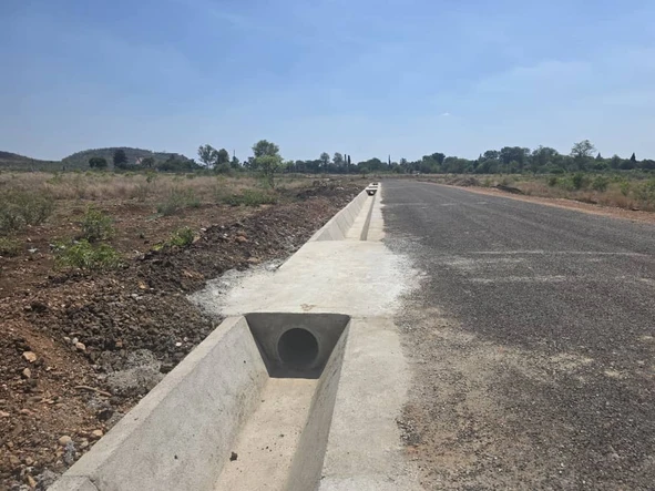 Stands & Residential Land
