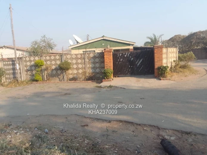 Chitungwiza Unit G house for sale 