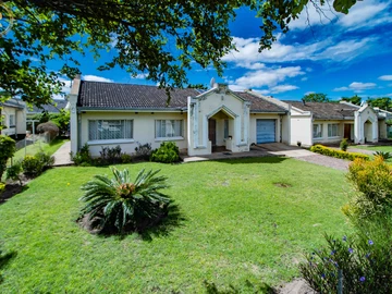 3 Bedroom Flat & Apartment