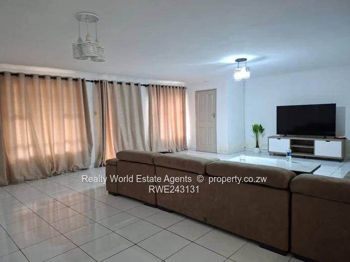 Bluff Hill Pamvura Sunset Mews-Townhouse for Sale (Sole Mandate)