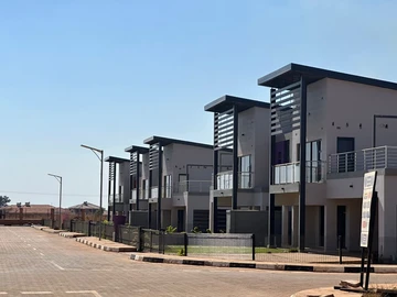 4 Bedroom Townhouse Complex