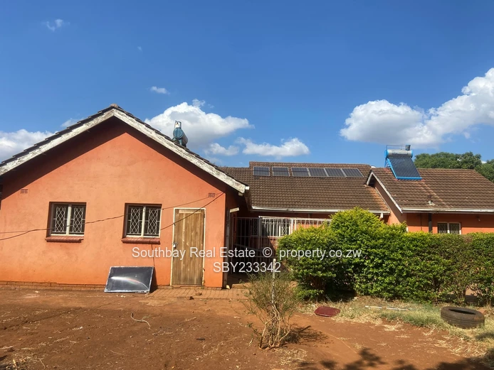 Marlborough house to let