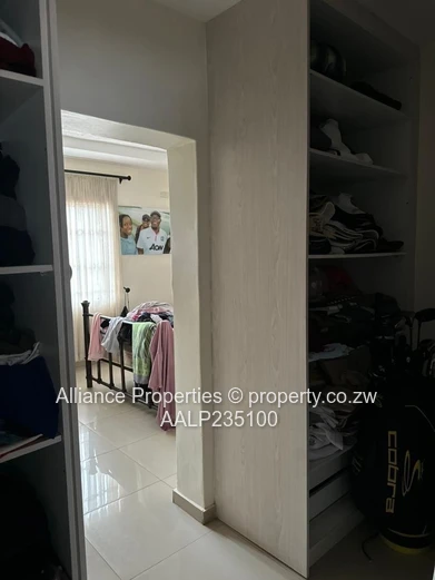 SHAWASHA HILLS ELITE: Secure 6000 Sqm Estate with Spectacular Views & Reliable Water.