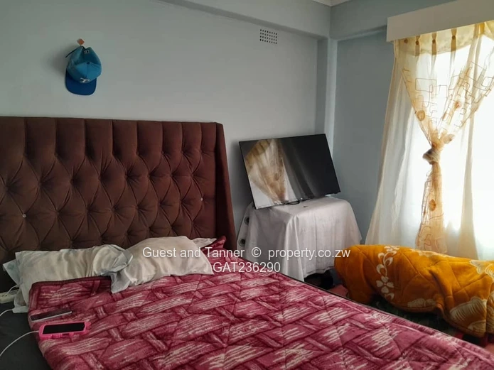 Spacious 3-BR Flat for Sale at Chelmscote Mansion, Bainnes Avenue – Prime Location with Borehole