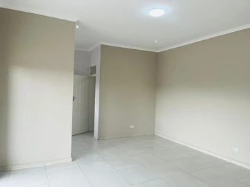 3 Bedroom Flat & Apartment