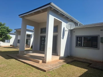Garden Flat To Let