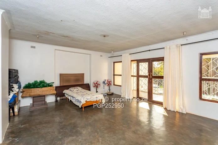 Spacious 6-Bedroom Double-Storey Home in Twin Lakes, Norton (Sole Mandate)