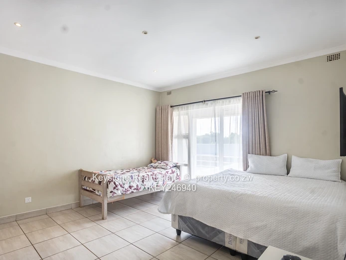 3 Bed Townhouse For Sale