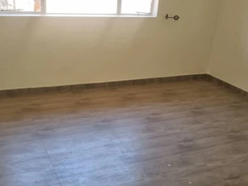 4 Bedroom Flat & Apartment