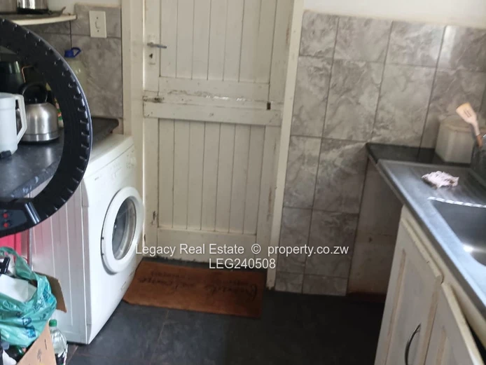 Luxury Avondale Property With Solar Backup And Entertainment Area