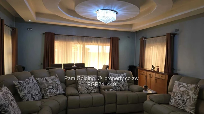 6 bedroom house for sale in Sandton Park (Sole Mandate)