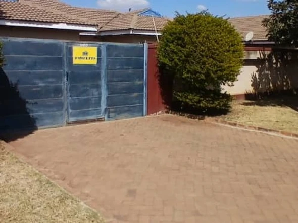Marlborough House For Sale