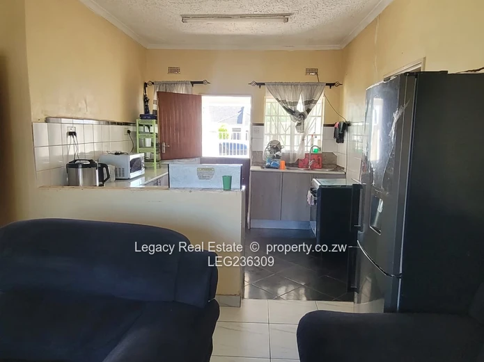 Hatfield Gem ,High-Demand Area! 3-Bed Garden Flat