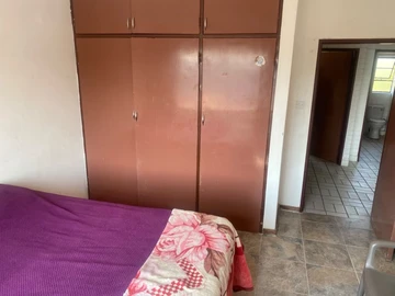 3 Bedroom Flat & Apartment