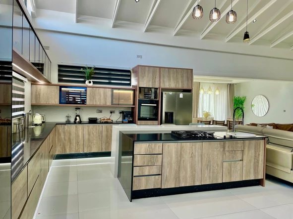 4 Bedroom House