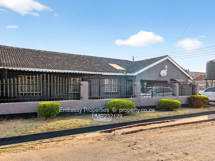 Tynwald North Neat For Bedroomed House