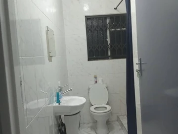 2 Bedroom Garden Flat