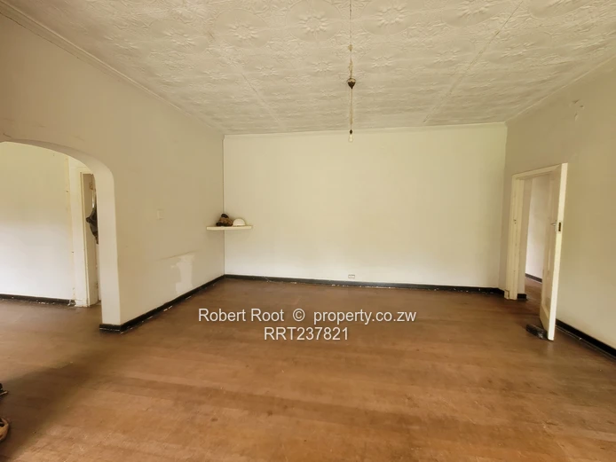 Prime Commercial Fixer Upper With The Perfect Location