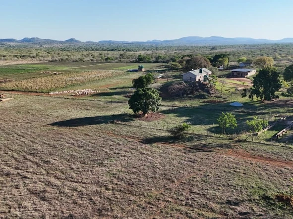Farm & Agricultural Land