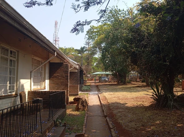2 Bedroom Garden Flat