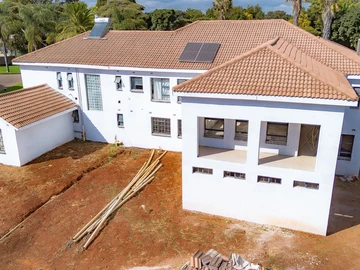 7 Bedroom House