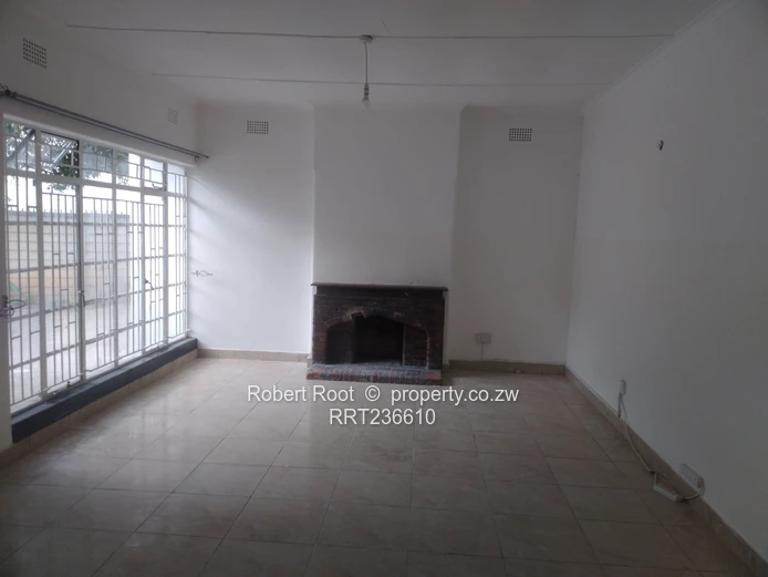 3 bed home in Mabelreign