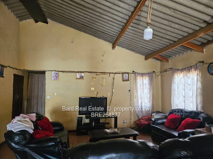 4-Bed Budiriro, Harare — Veranda & Off-Street Parking