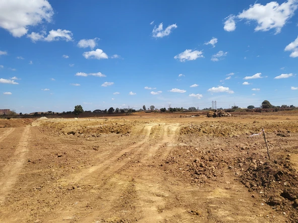 Commercial & Industrial Land