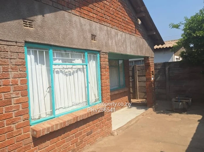 Chitungwiza Unit O, house for sale