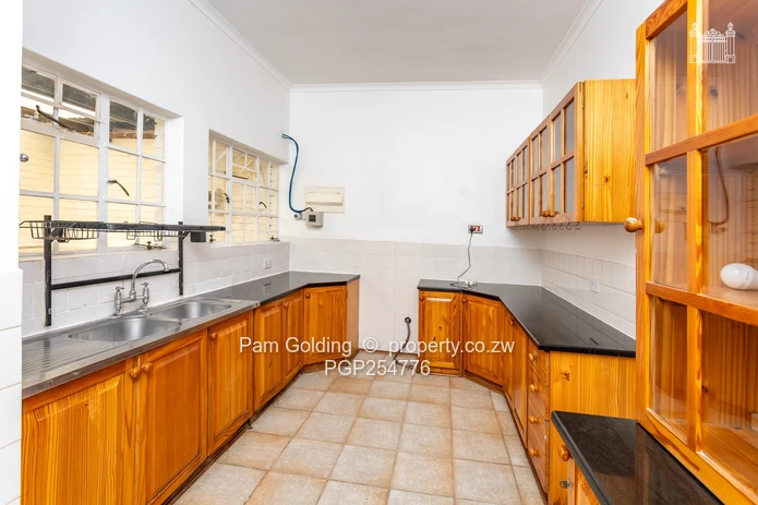 Newly Renovated Garden Flat in Glen Lorne
