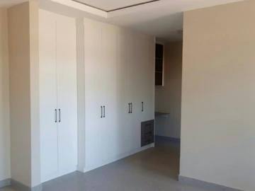 4 Bedroom Garden Flat