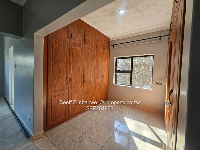 Exquisite Fully Furnished 5-Bedroom Executive Residence in Gletwyn