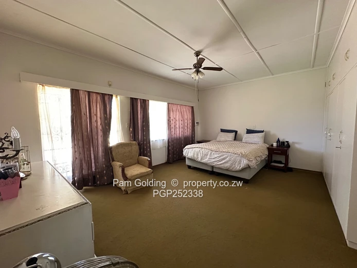 Exceptional Suburb Urban Living (Sole Mandate)