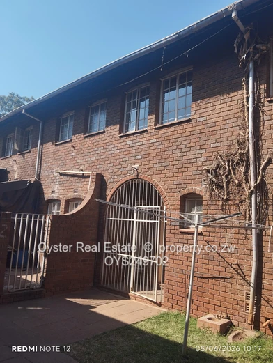 Duplex garden flat near Montagu Shops (Sole Mandate)