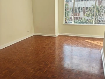 *Apartment to Rent in Hillside* Available from the 1st of August is a renovated duplex apartment is 